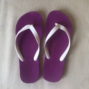 Andaz Purple White Flip Flops